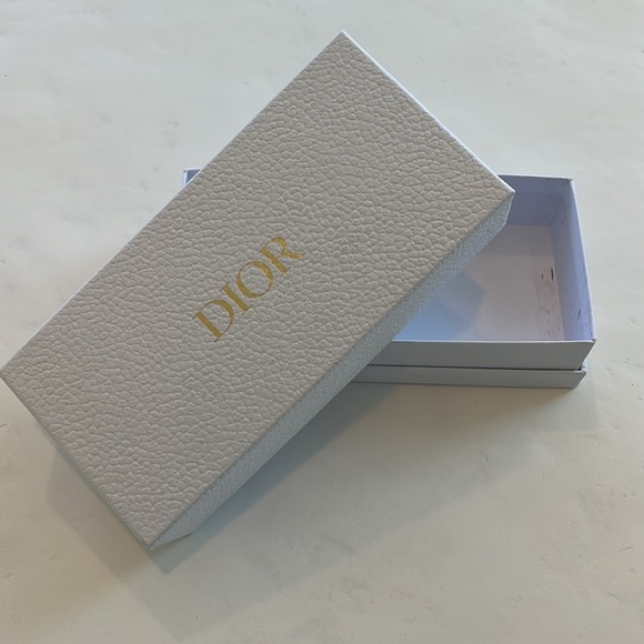 Dior white sunglasses storage box - Authentic - Picture 7 of 8